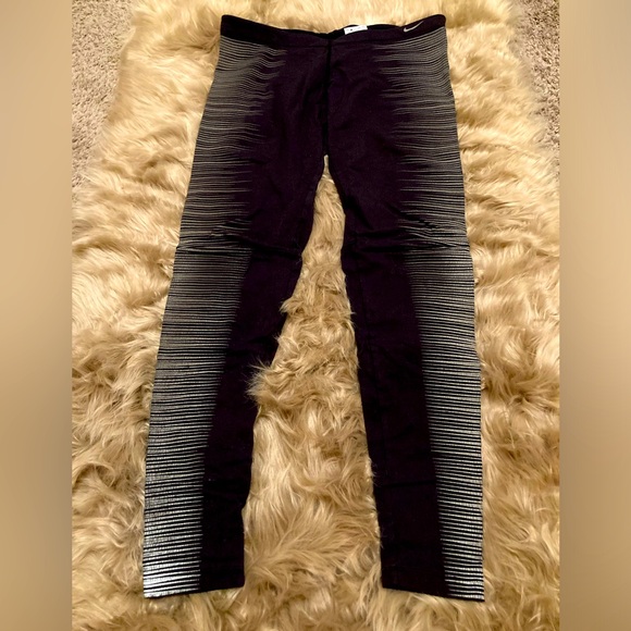 Nike reflective running pants - Picture 3 of 5